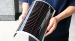 Nhật Bản sắp tạo ra các tấm pin mặt trời siêu mỏng, có thể bẻ cong, dán hàng loạt lên tường, mái nhà